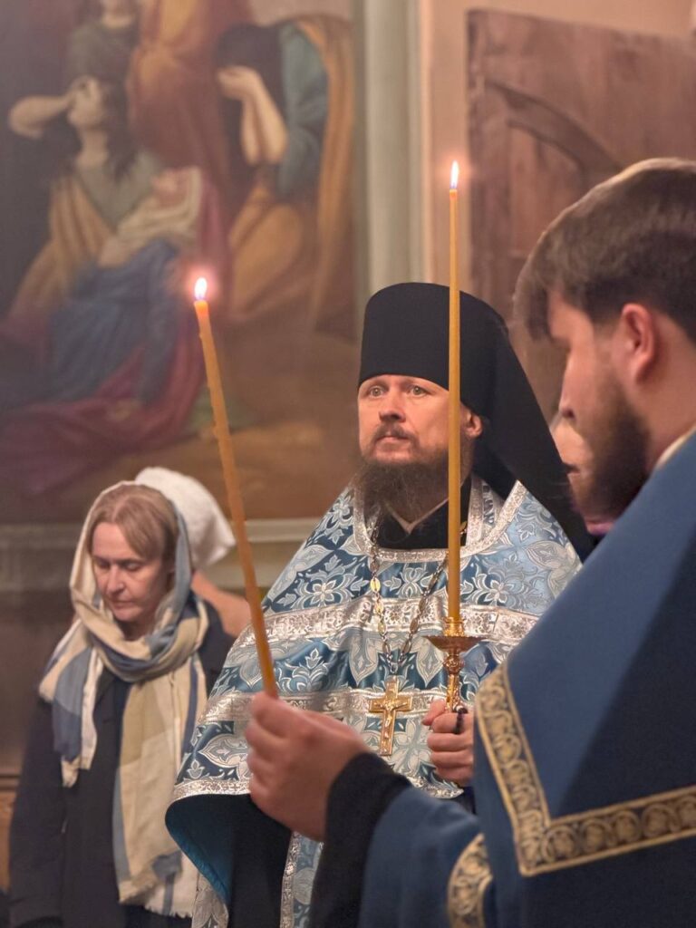Канун праздника Покрова Пресвятой Богородицы