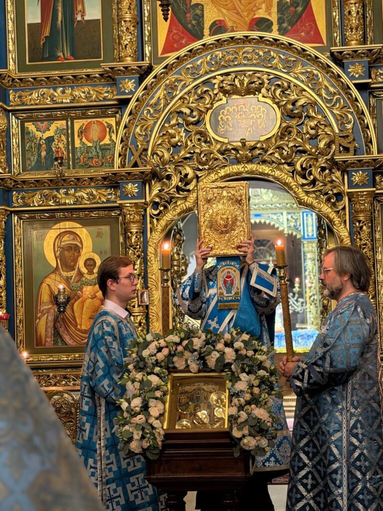 Канун праздника Покрова Пресвятой Богородицы